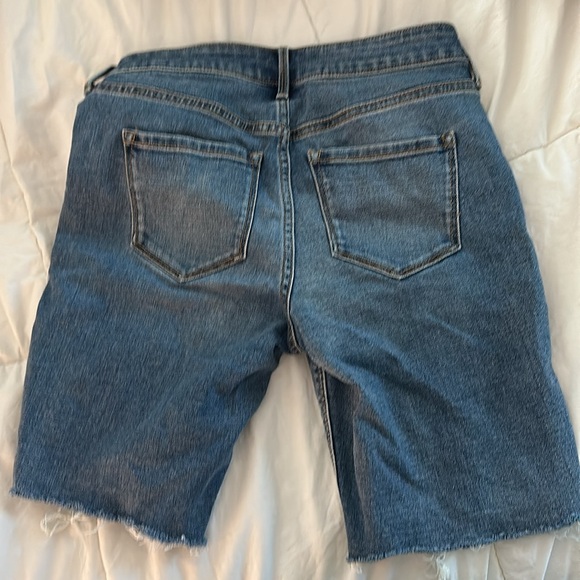 Old navy jean “dad shorts” - Picture 3 of 4